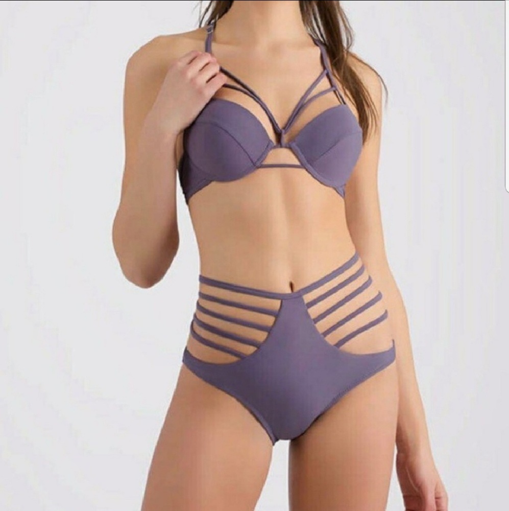 Lavender Bikini - Picture 2 of 4